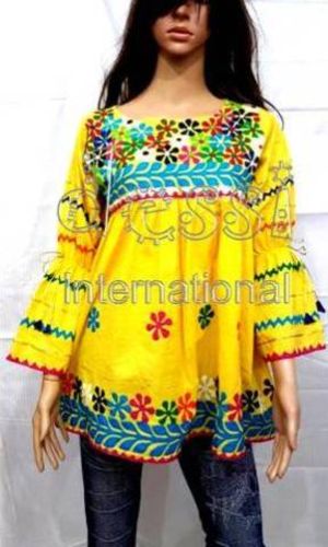 Rilli Applique Design by DESSI International